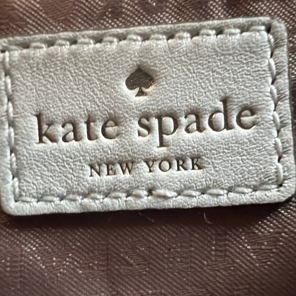 Kate Spade New York White Pebbled Leather Chain Crossbody Shoulder Bag - Picture 9 of 16